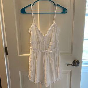 Francesca’s White ROMPER